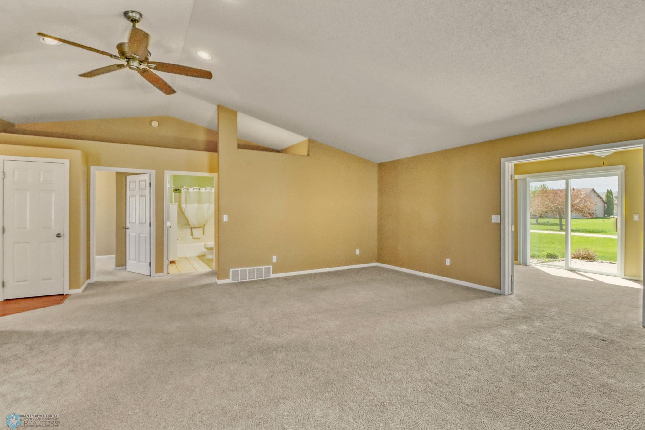 4312 46th Avenue, Fargo, North Dakota image 15