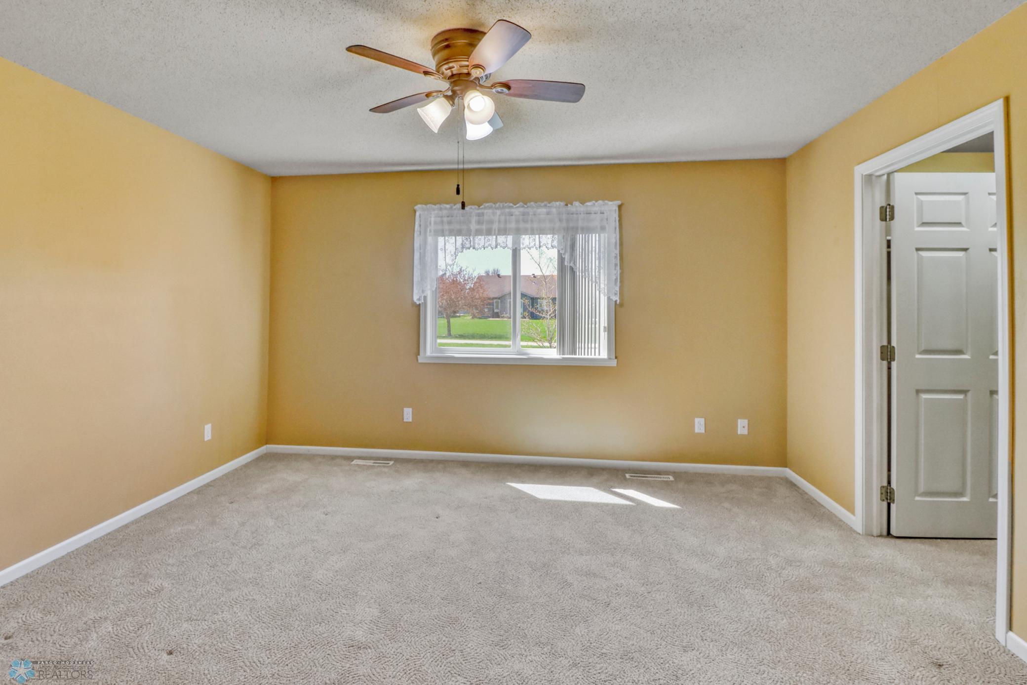 4312 46th Avenue, Fargo, North Dakota image 22