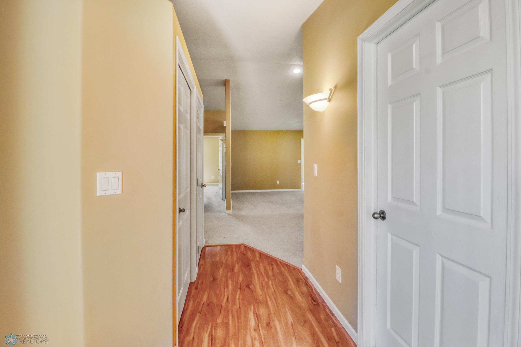 4312 46th Avenue, Fargo, North Dakota image 6