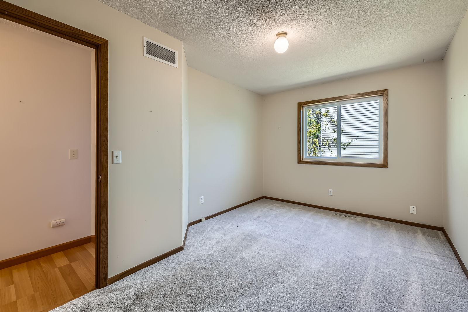 13920 Xerxes Avenue, Burnsville, Minnesota image 15
