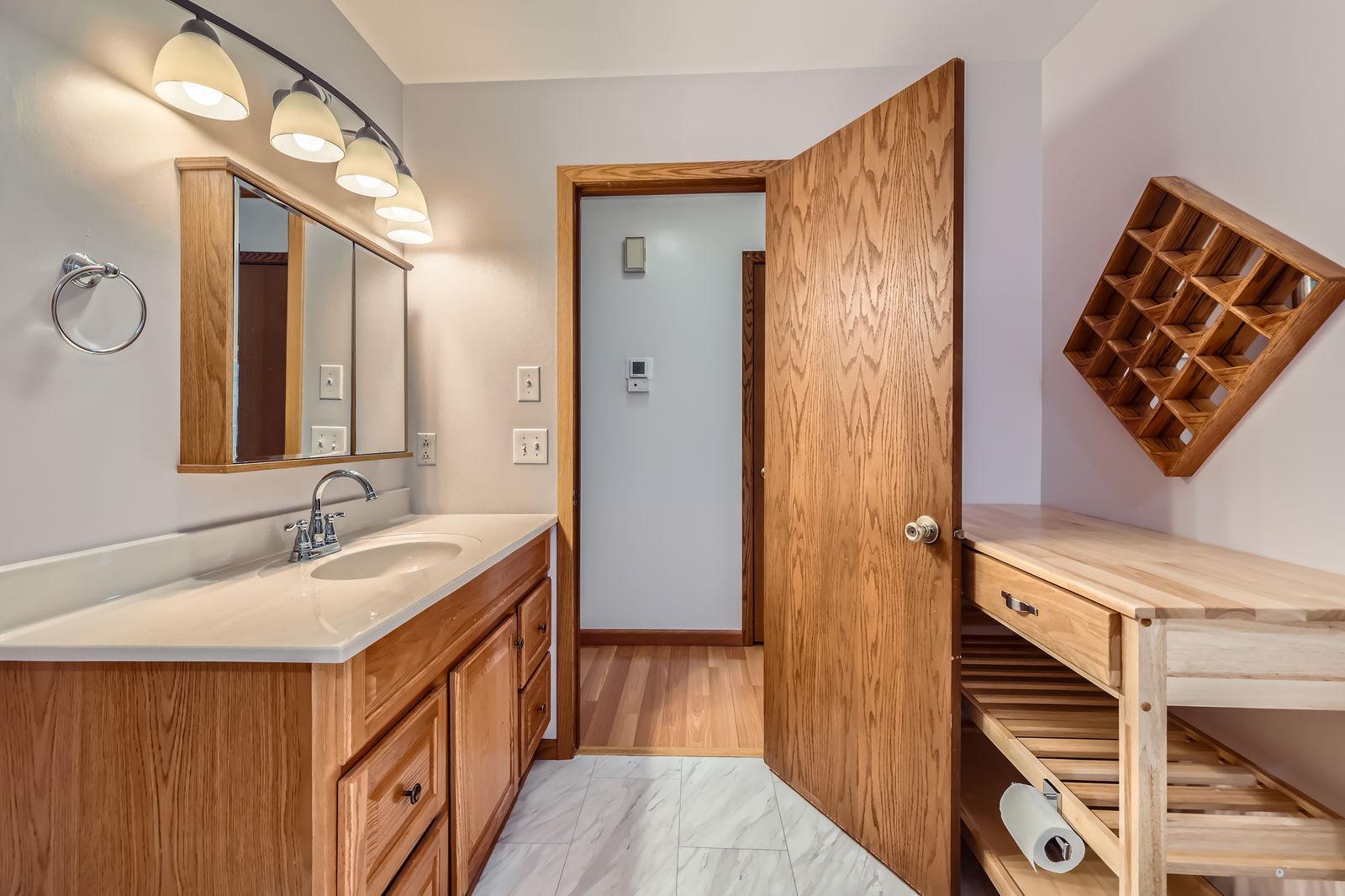13920 Xerxes Avenue, Burnsville, Minnesota image 14