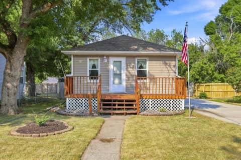 Homes For Sale - 922 27th Street<br/> Fargo, ND 58102