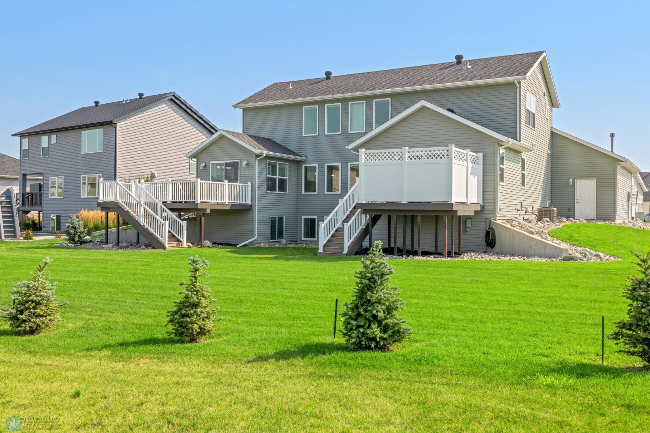 West Fargo, North Dakota 58078, United States, 6 Bedrooms Bedrooms, ,4 BathroomsBathrooms,Residential,Pending,47467