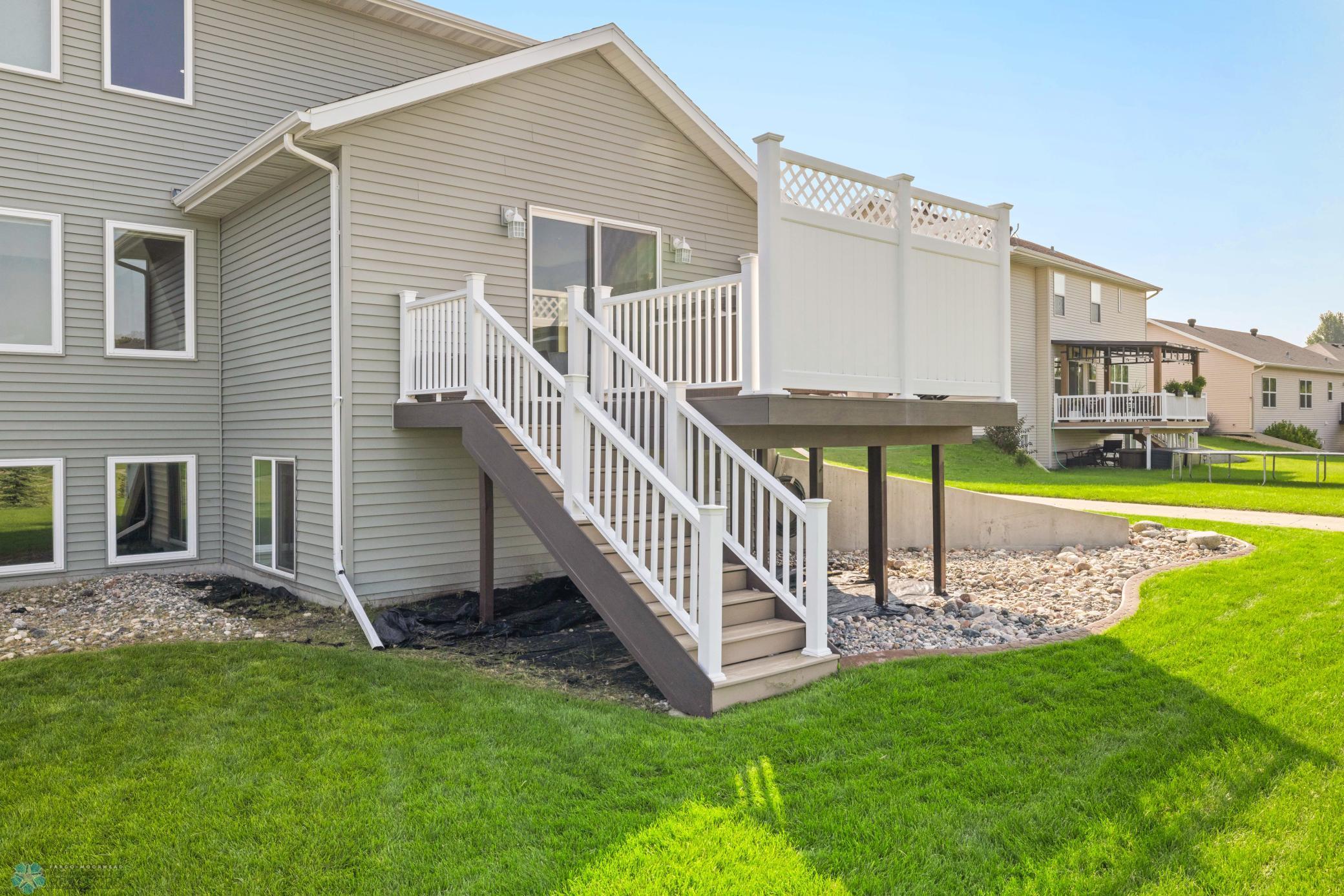 West Fargo, North Dakota 58078, United States, 6 Bedrooms Bedrooms, ,4 BathroomsBathrooms,Residential,Pending,47467