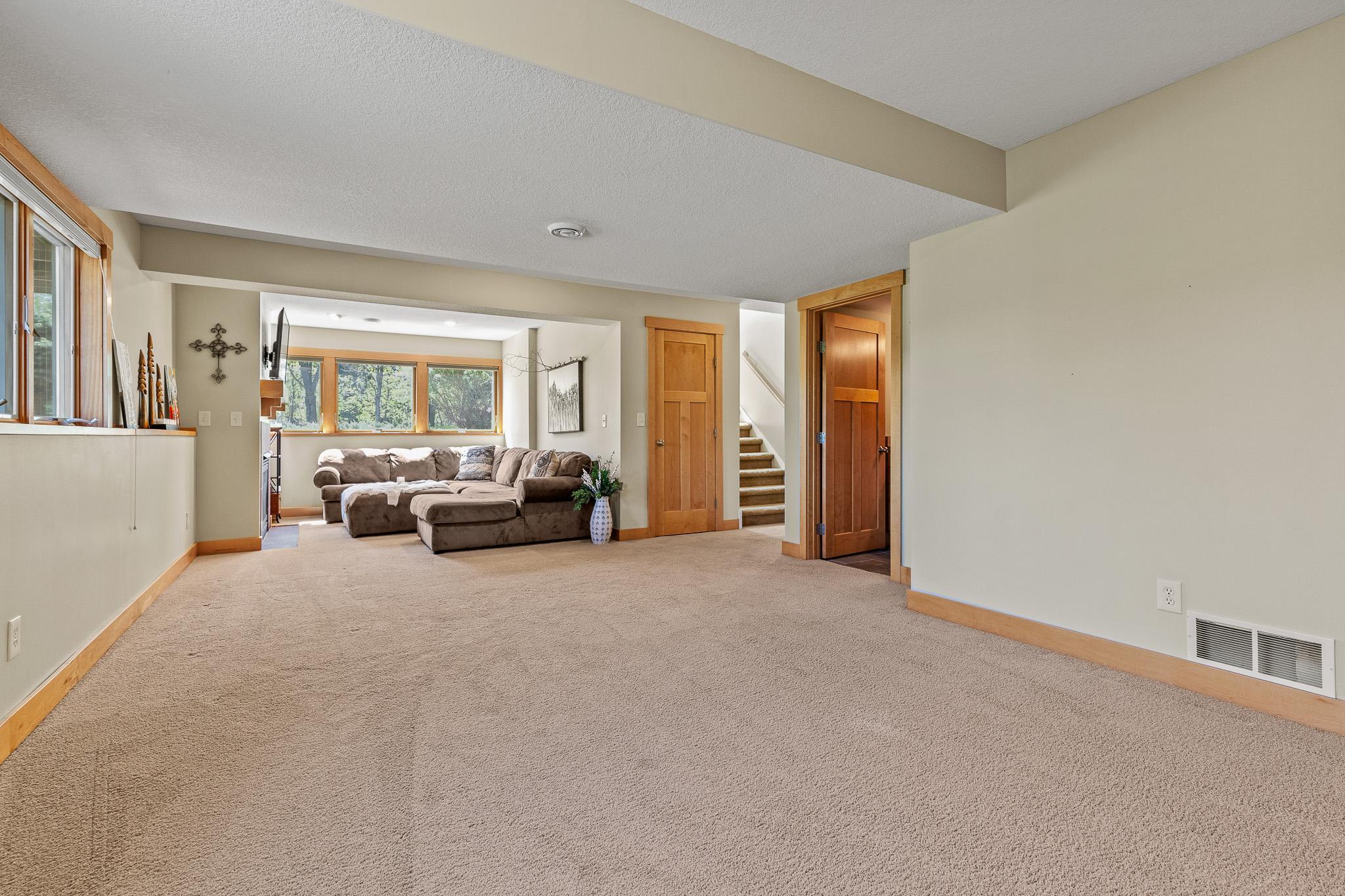 803 Prairie Meadows Drive, Hudson, Wisconsin image 38