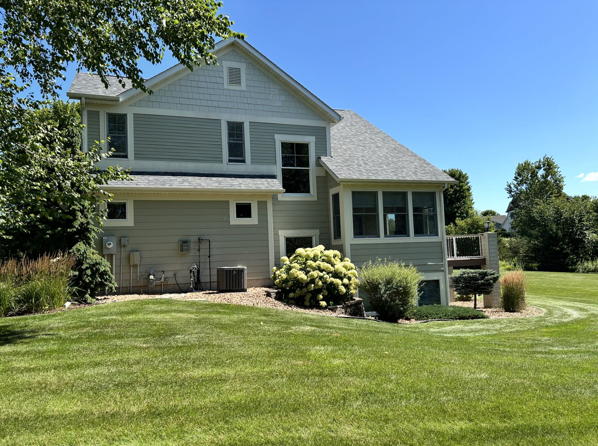 803 Prairie Meadows Drive, Hudson, Wisconsin image 3