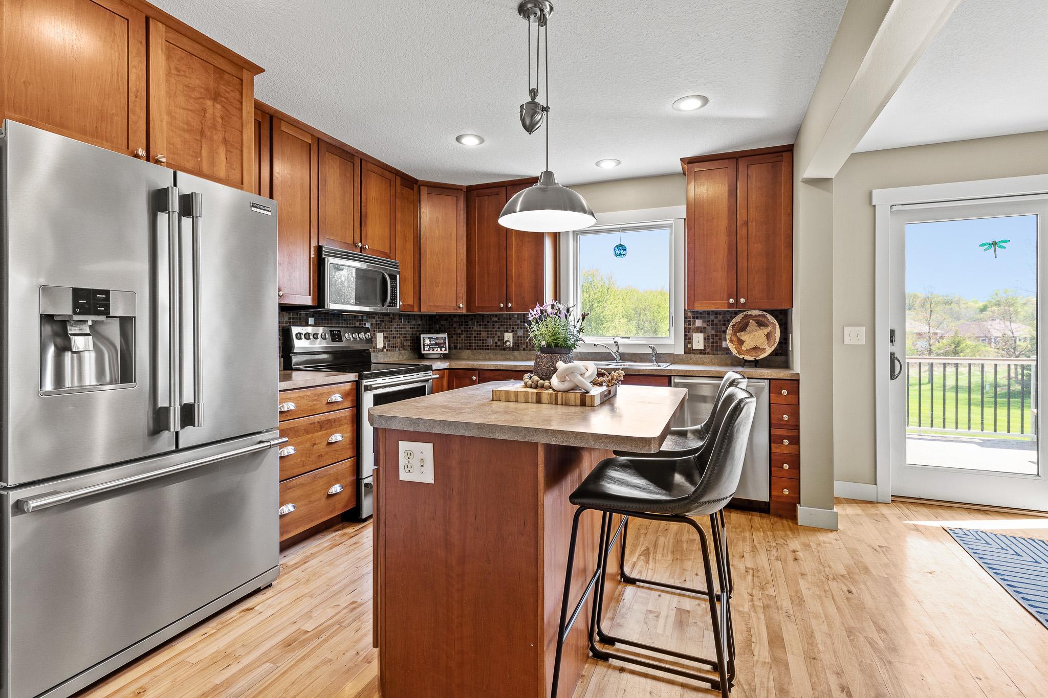 803 Prairie Meadows Drive, Hudson, Wisconsin image 21
