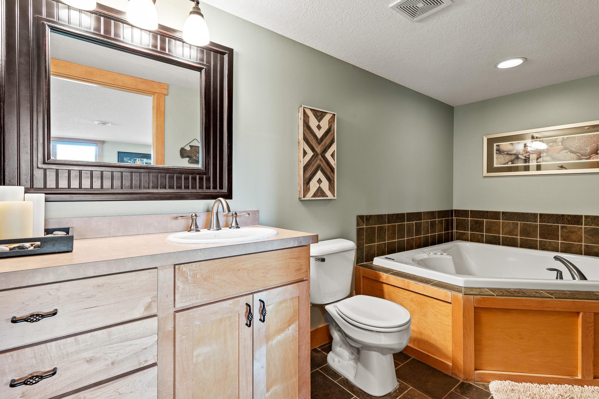 803 Prairie Meadows Drive, Hudson, Wisconsin image 40