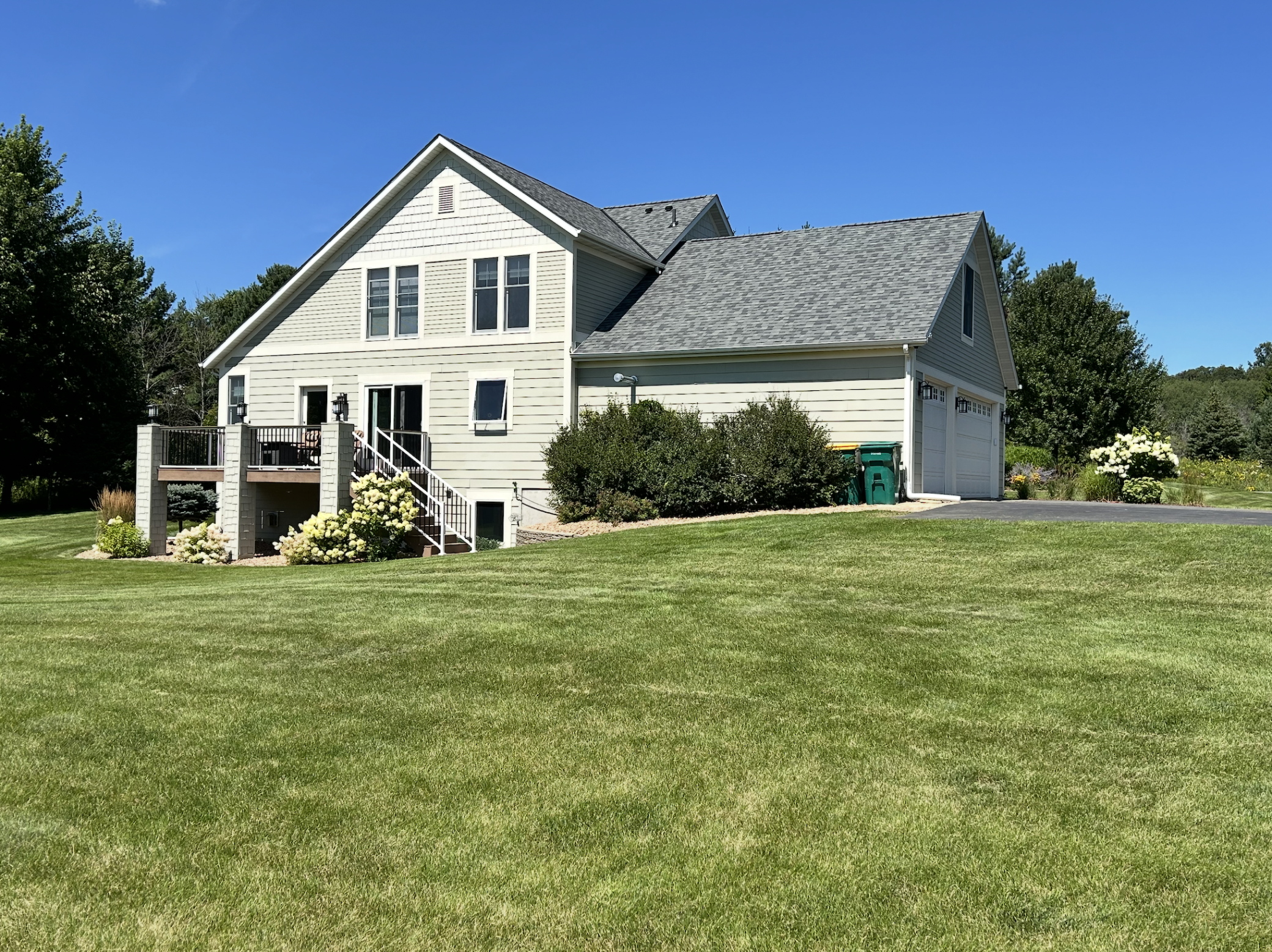803 Prairie Meadows Drive, Hudson, Wisconsin image 5