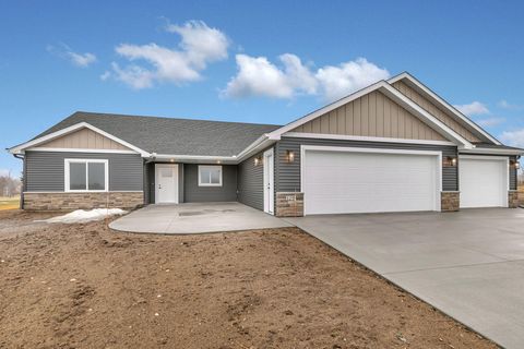 Homes For Sale - 129 Highlands Boulevard<br/> Melrose, MN 56352