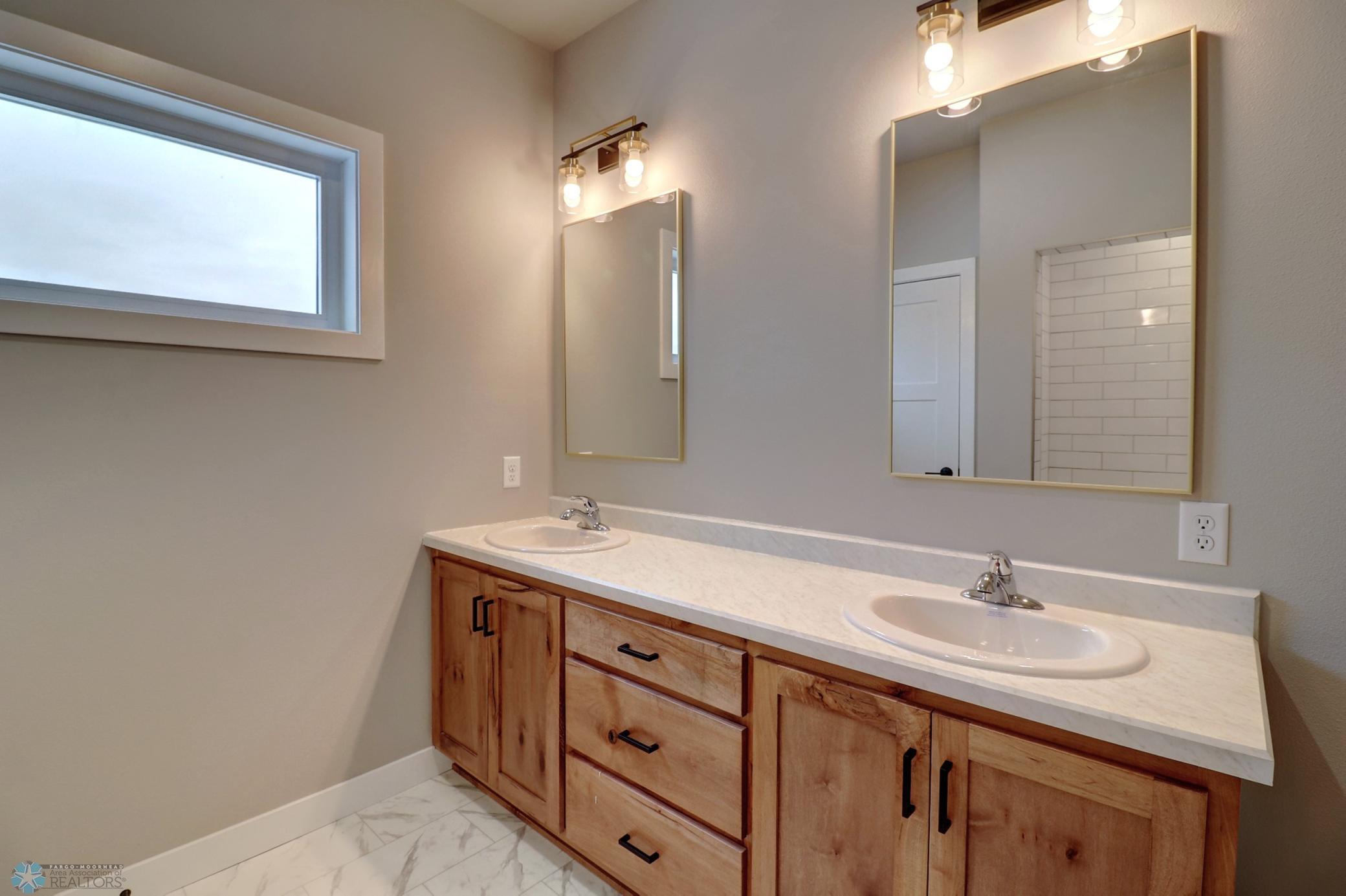 608 Blaine Street, Colfax, North Dakota image 31