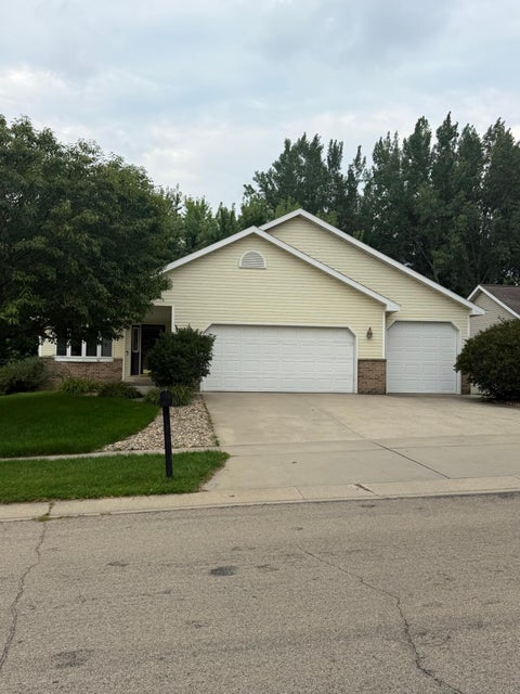 Homes For Sale - 3514 42nd Street<br/> Olmsted County, Rochester, MN 55901