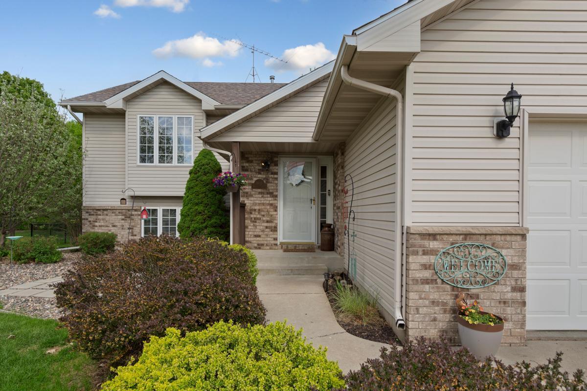 1905 Richway Lane, Owatonna, Minnesota image 4
