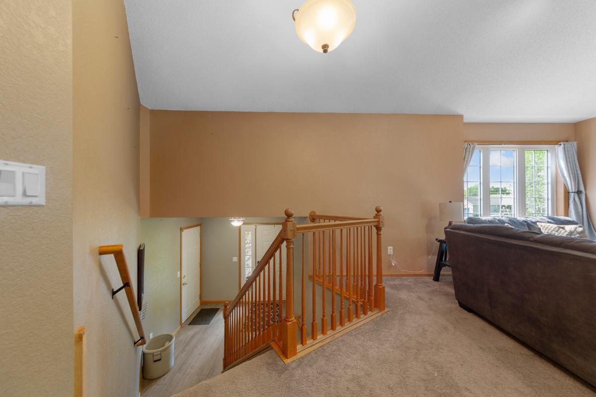 1905 Richway Lane, Owatonna, Minnesota image 7