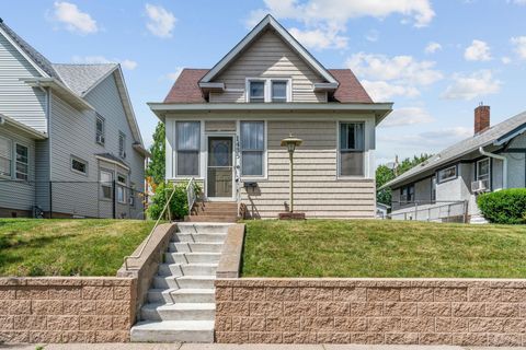Homes For Sale - 1435 Sherburne Avenue<br/> Saint Paul, MN 55104