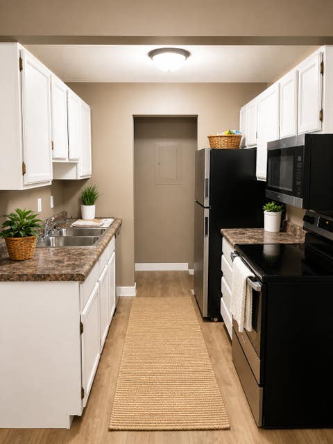 Apartment For Rent - 901 Country Club Drive<br/> Marshall, MN 56258