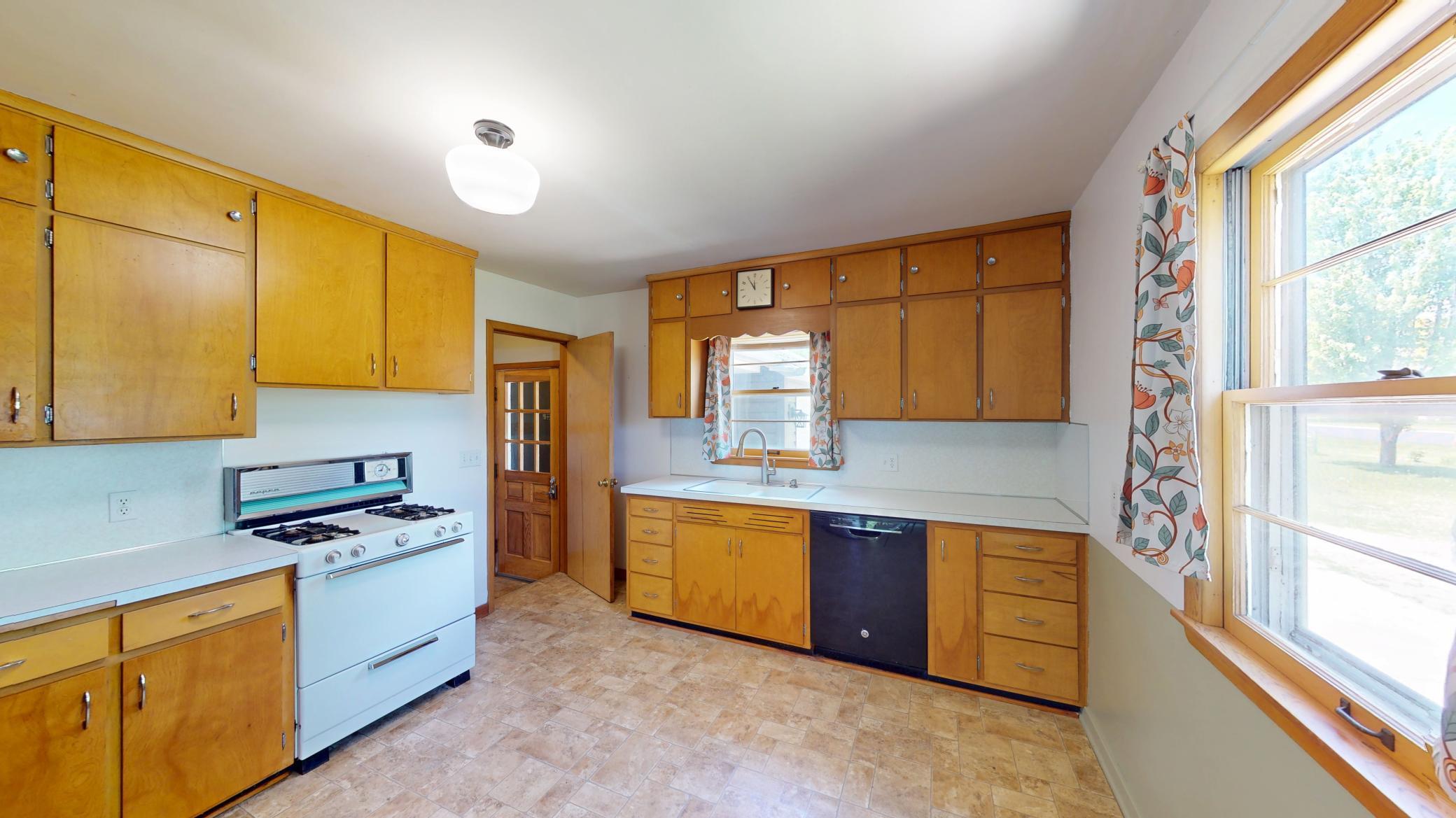 706 19th Street, Albert Lea, Minnesota image 6