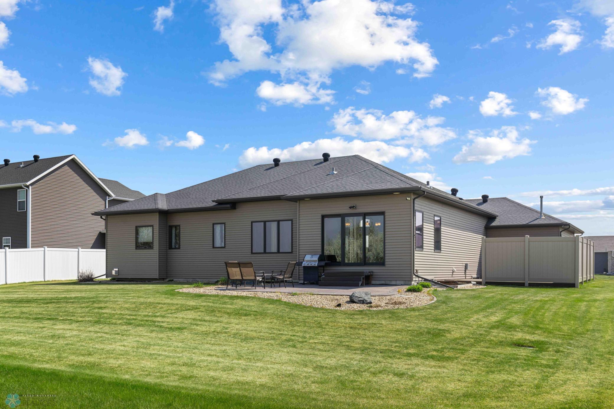 4963 Woodhaven Street, Fargo, North Dakota image 40