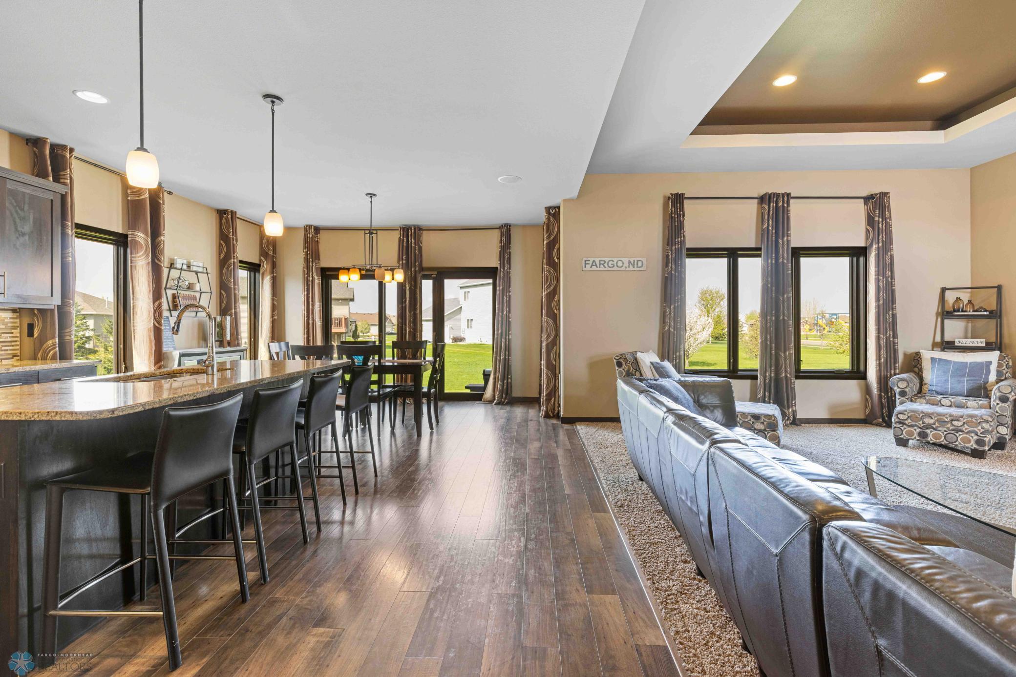 4963 Woodhaven Street, Fargo, North Dakota image 9