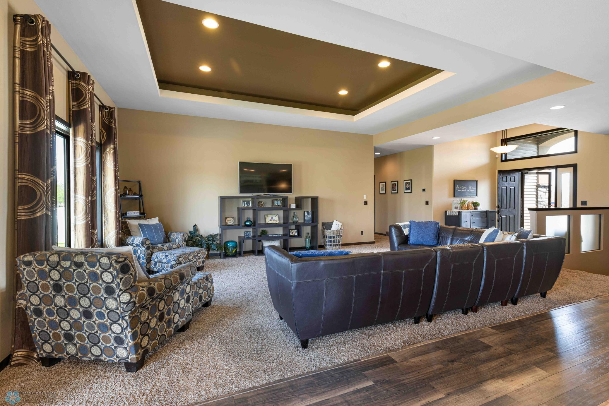 4963 Woodhaven Street, Fargo, North Dakota image 10