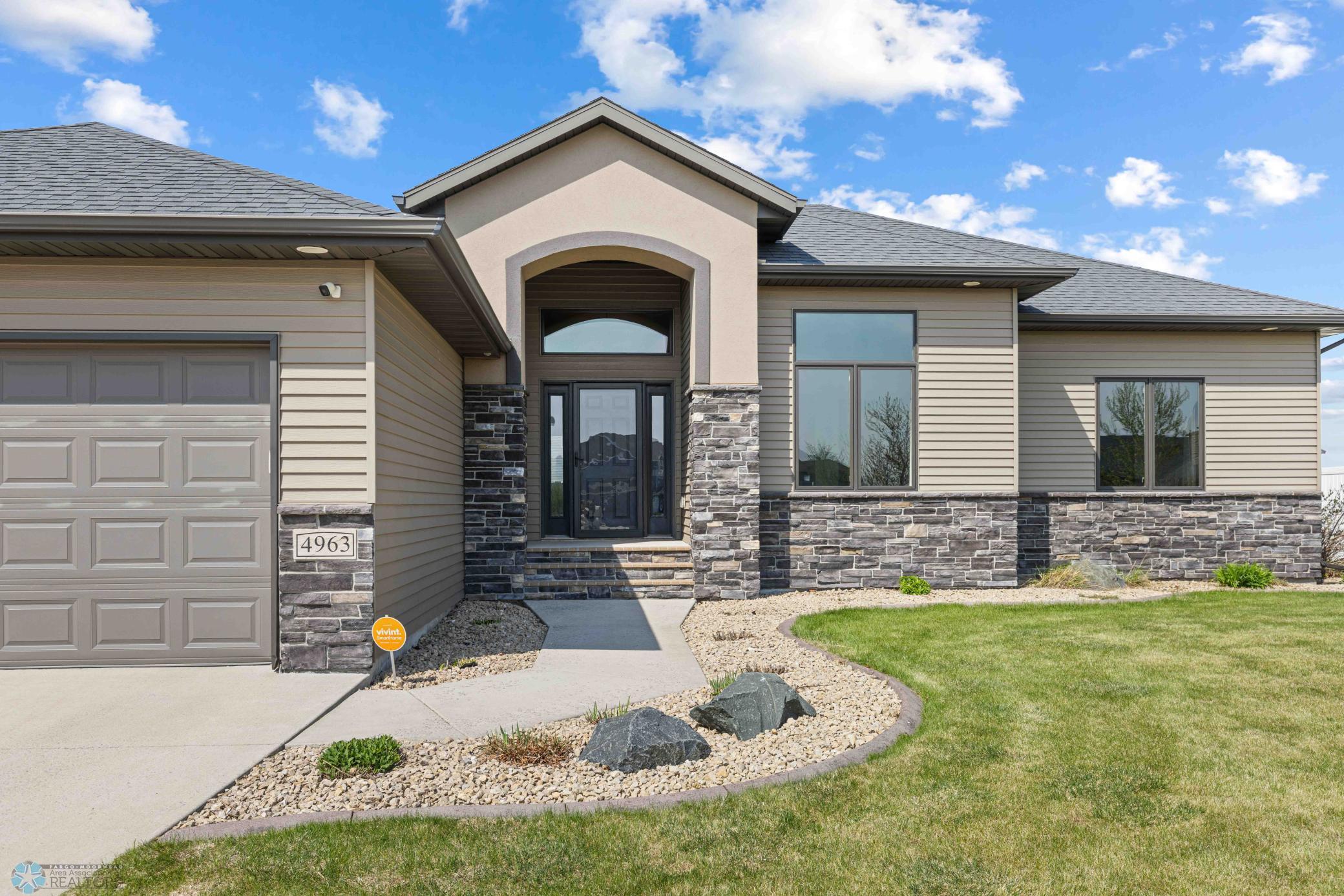 4963 Woodhaven Street, Fargo, North Dakota image 4
