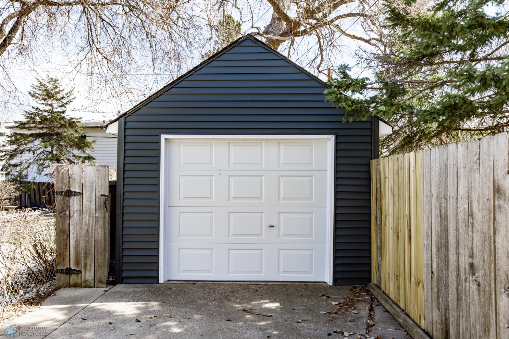 912 11th Street, Moorhead, Minnesota image 38