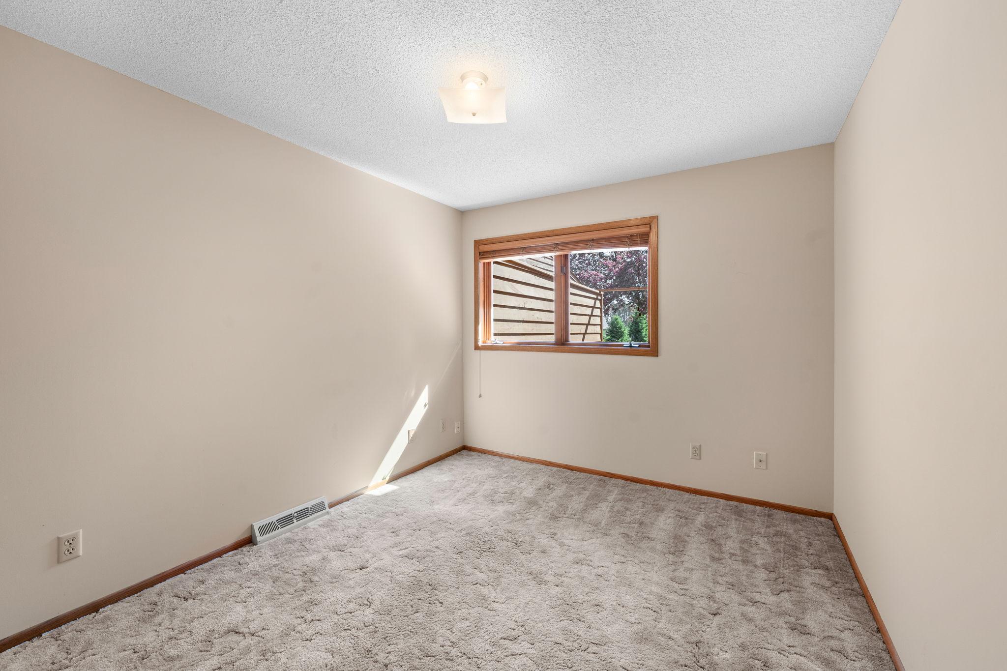 38546 Grand Avenue, North Branch, Minnesota image 20