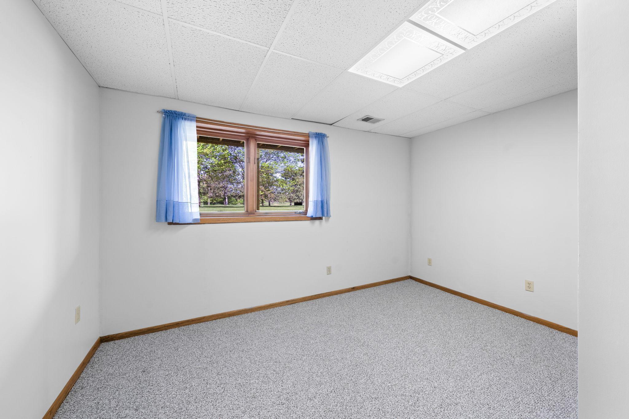 38546 Grand Avenue, North Branch, Minnesota image 25