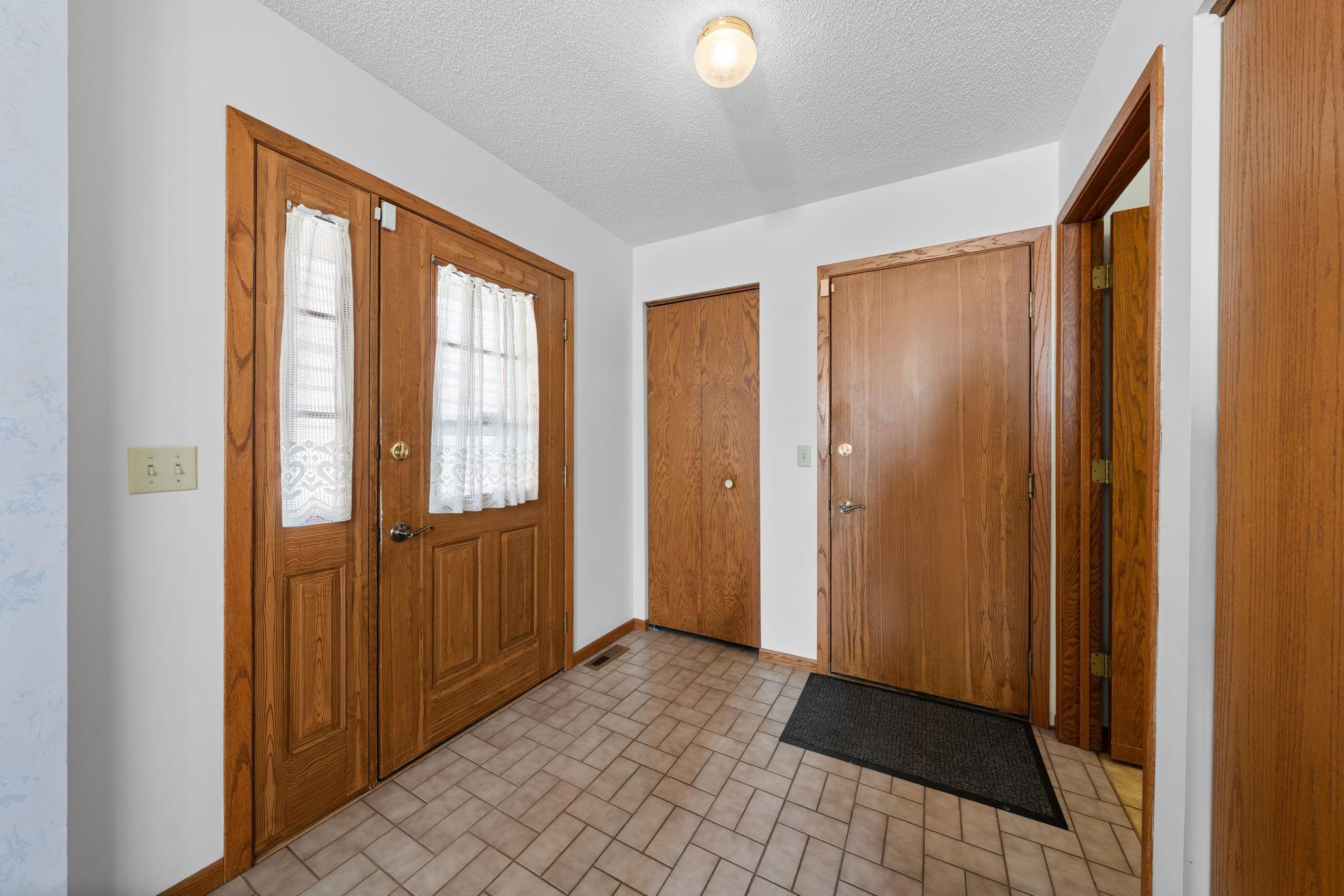 38546 Grand Avenue, North Branch, Minnesota image 9