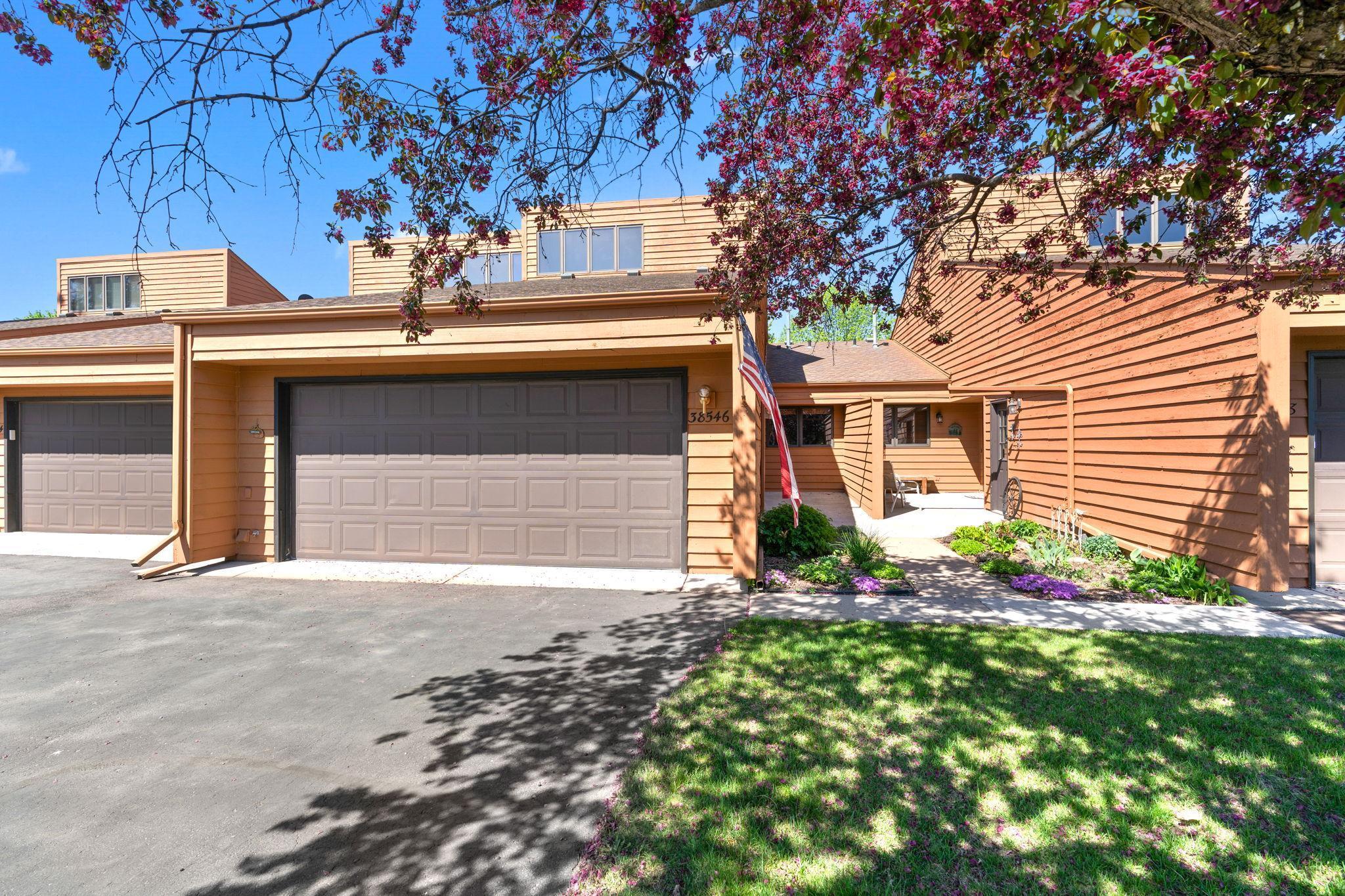 38546 Grand Avenue, North Branch, Minnesota image 1