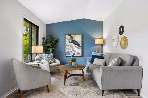 Townhouse For Sale - 9701 Cimarron Trail<br/> Hopkins, MN 55305