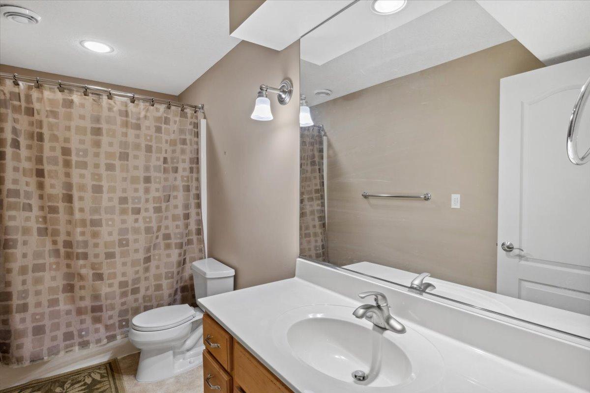 1001 Harvest Way, Lake City, Minnesota image 40