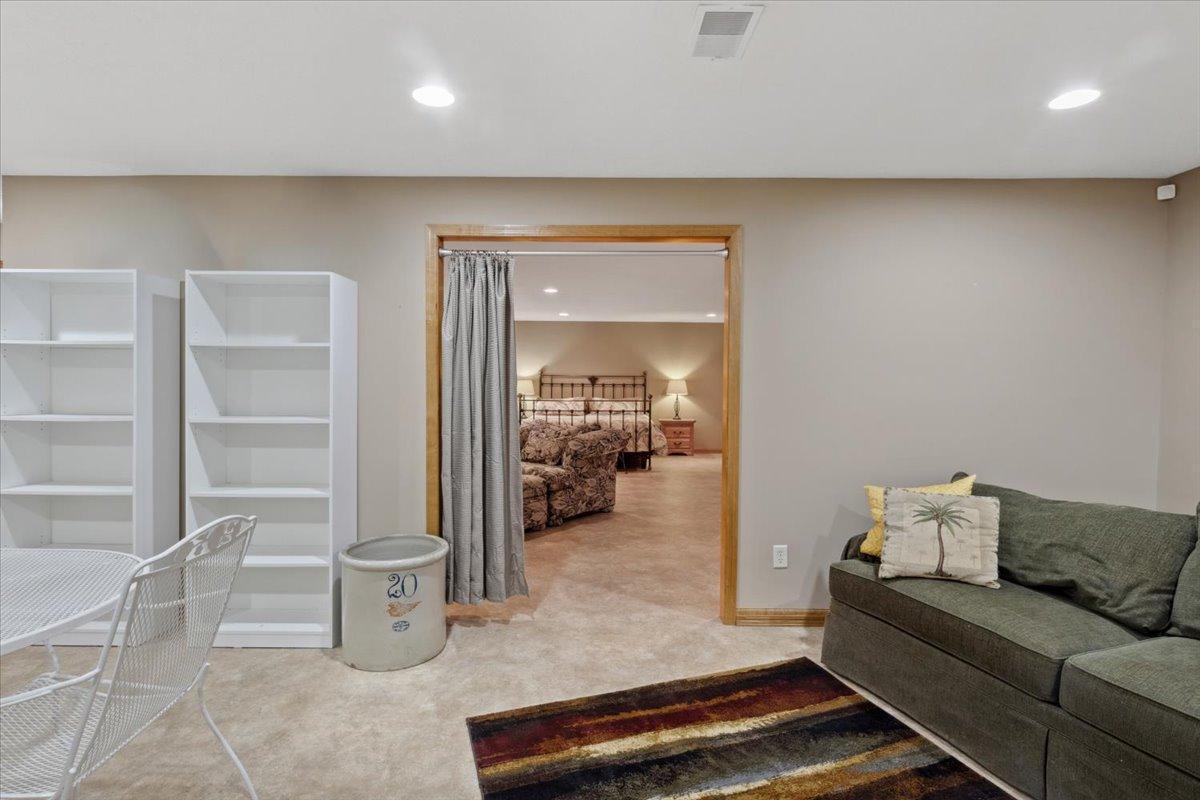 1001 Harvest Way, Lake City, Minnesota image 30
