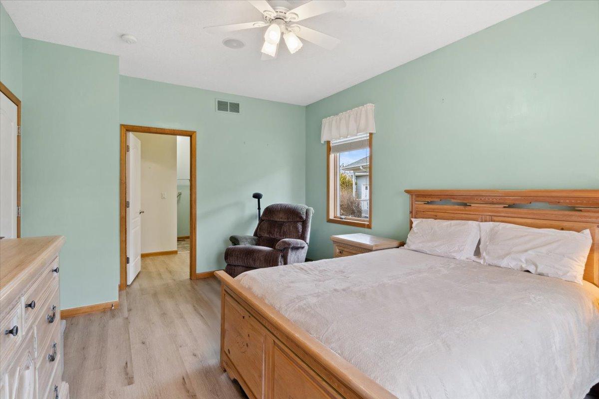 1001 Harvest Way, Lake City, Minnesota image 19