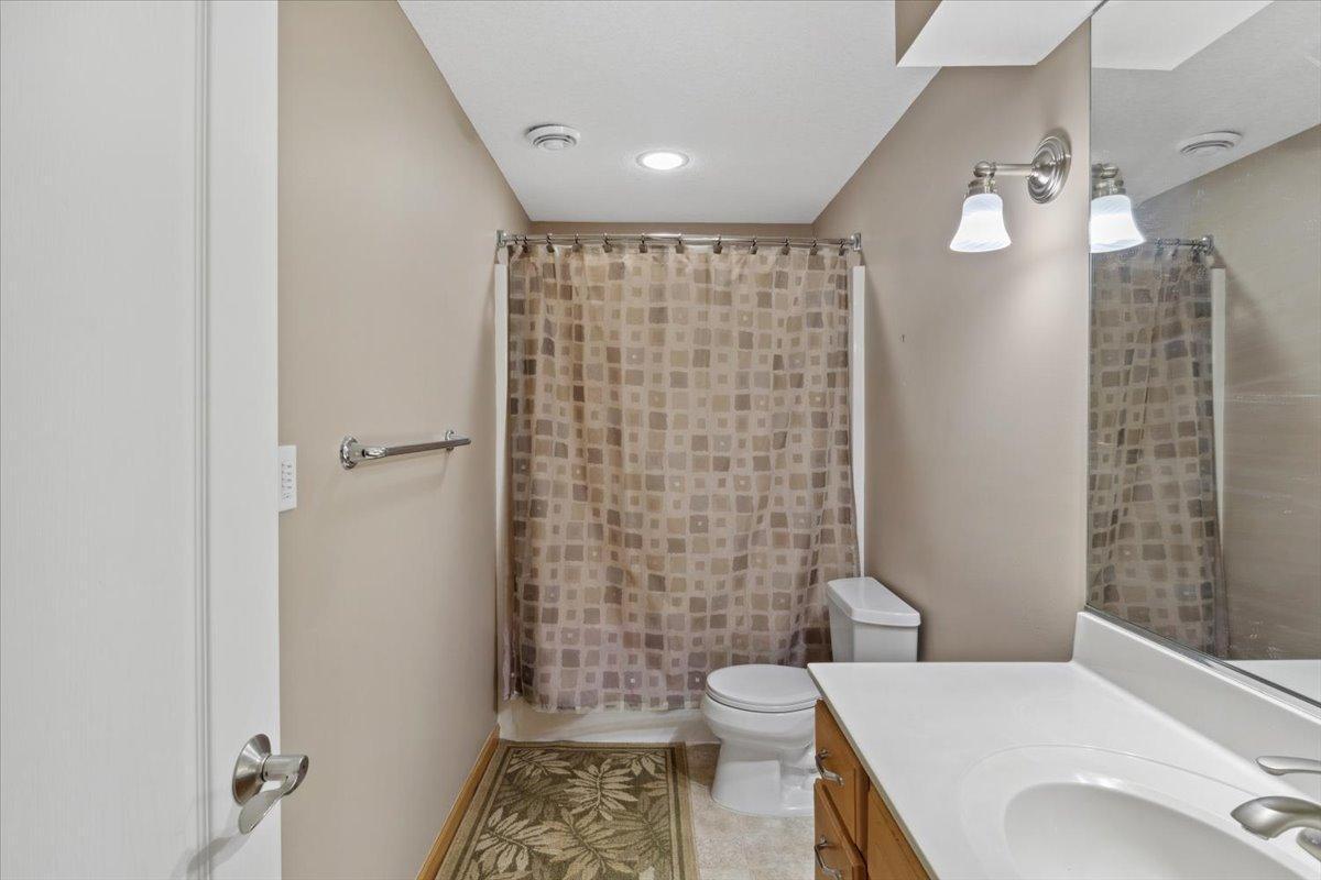 1001 Harvest Way, Lake City, Minnesota image 39
