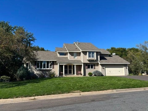 Homes For Sale - 715 Stanwich Lane<br/> Saint Paul, MN 55118