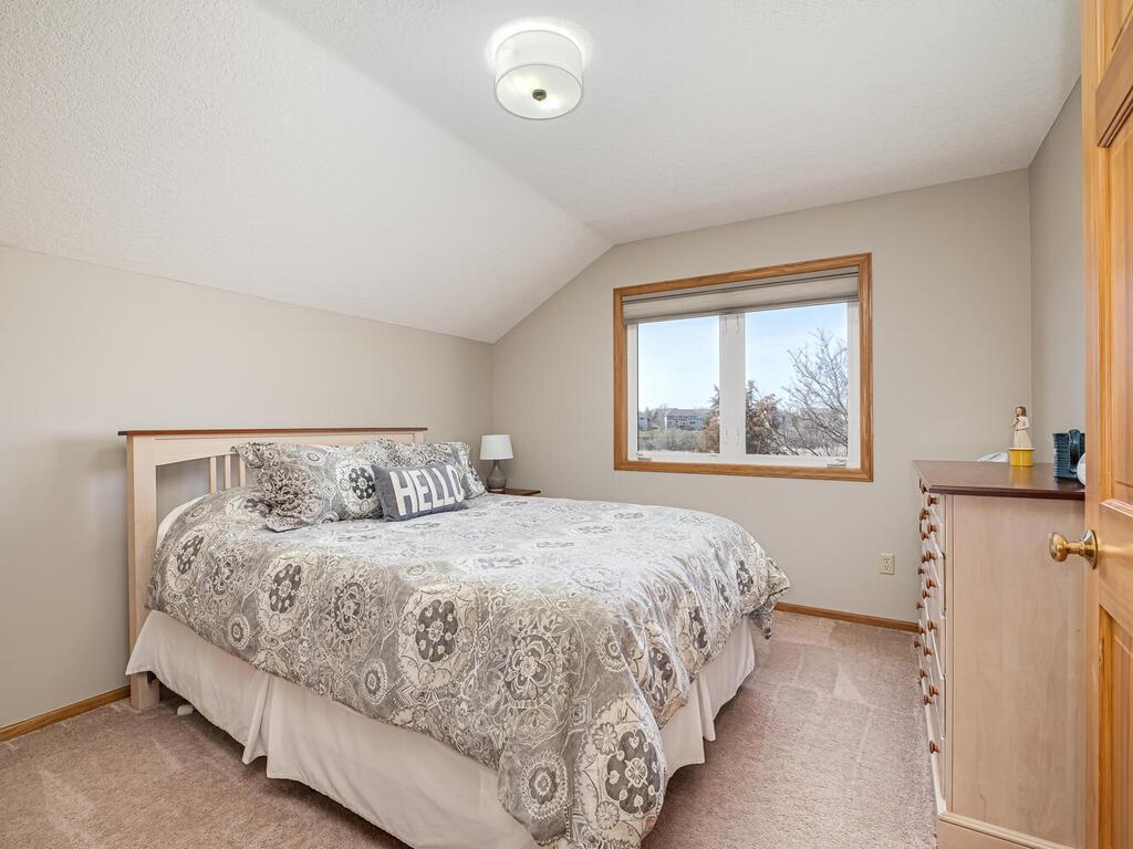 2265 Thrushwood Circle, Victoria, Minnesota image 21