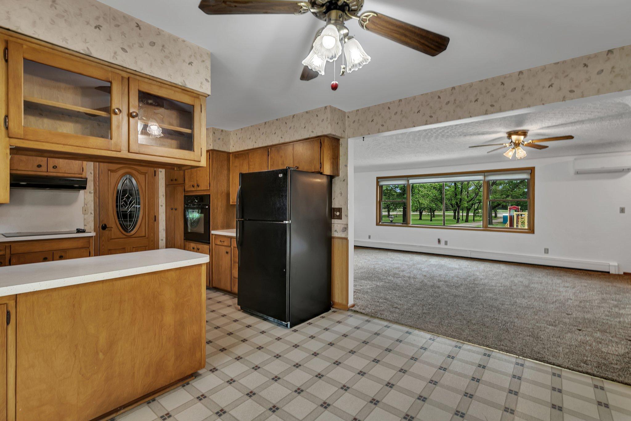 330 1st Street, Lake Lillian, Minnesota image 14