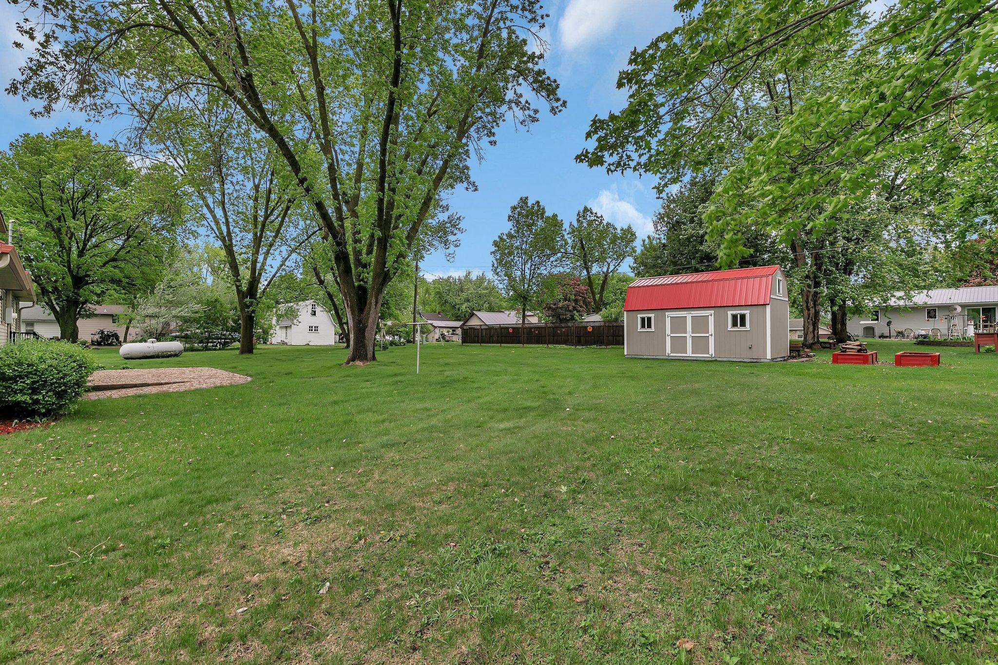 330 1st Street, Lake Lillian, Minnesota image 34