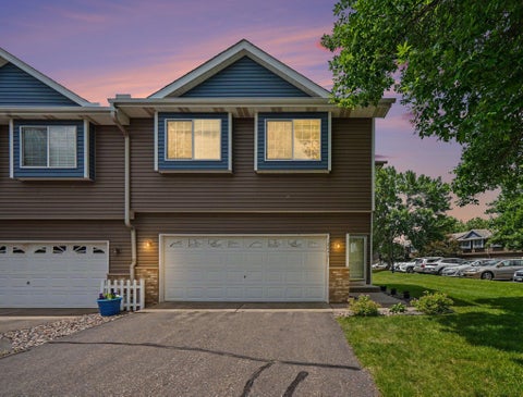 Townhouse For Sale - 12246 Johnson Street<br/> Anoka County, Minneapolis, MN 55434