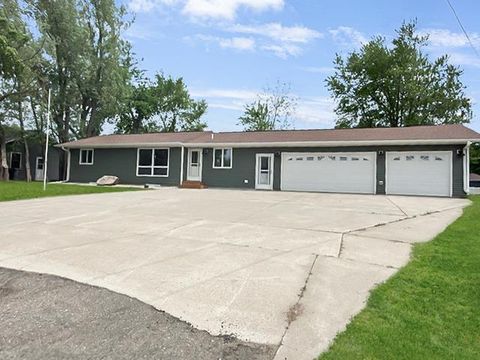 Homes For Sale - 311 S Park Street<br/> Hendricks, MN 56136