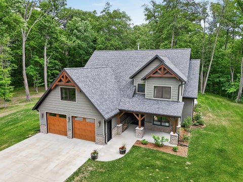Homes For Sale - 37232 Twin Fawns Lane<br/> Cohasset, MN 55721