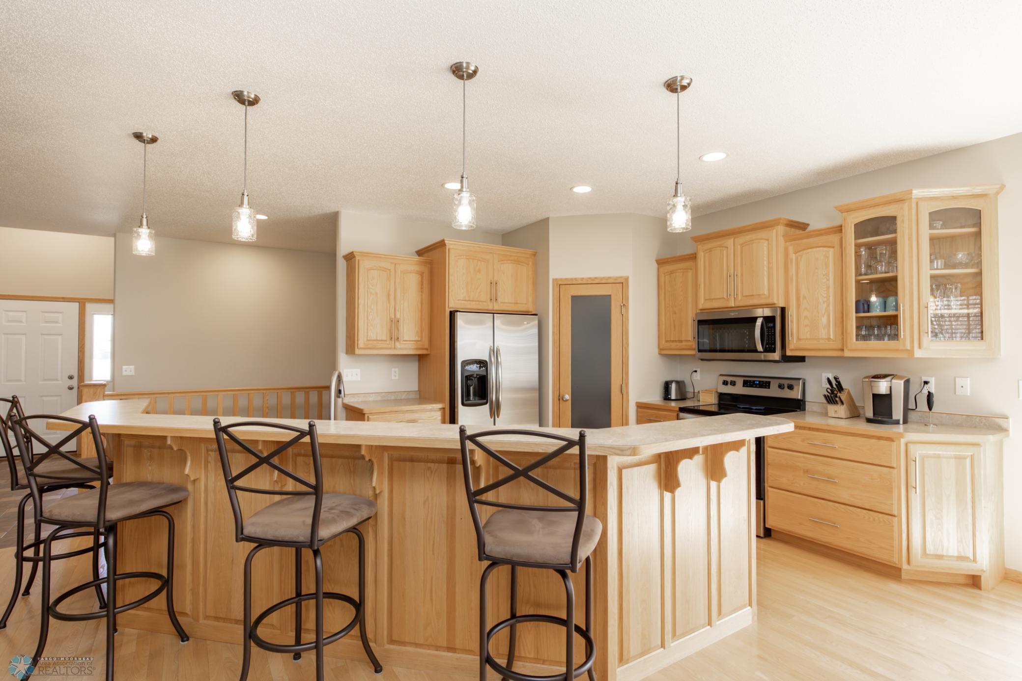 4833 Woodhaven Drive, Fargo, North Dakota image 11