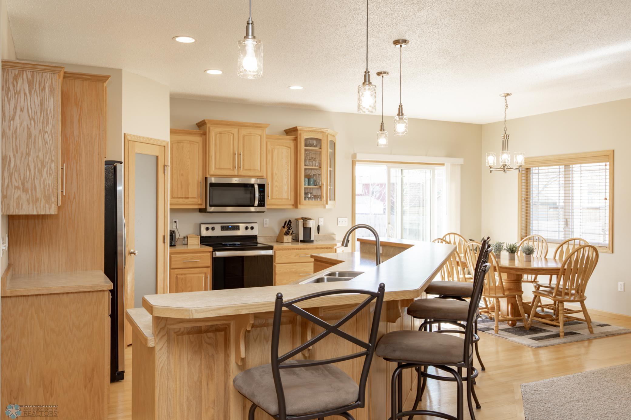 4833 Woodhaven Drive, Fargo, North Dakota image 14
