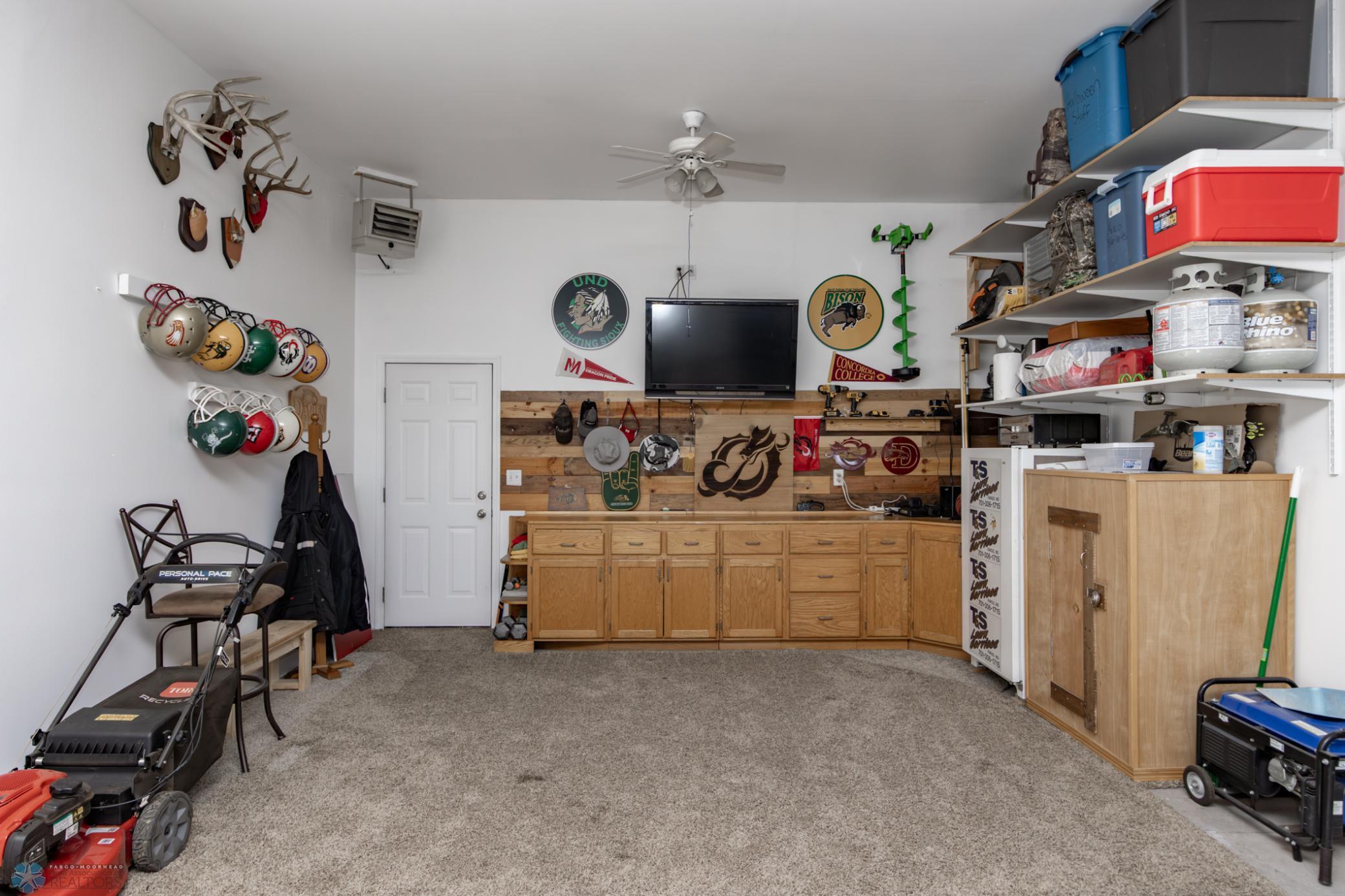 4833 Woodhaven Drive, Fargo, North Dakota image 48