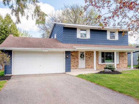 Homes For Sale - 10419 Morris Road<br/> Bloomington, MN 55437