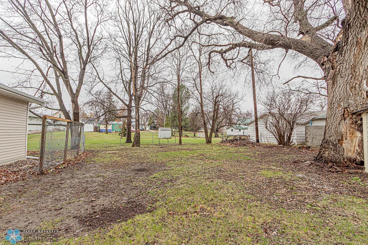 216 1st Street, Rothsay, Minnesota image 28