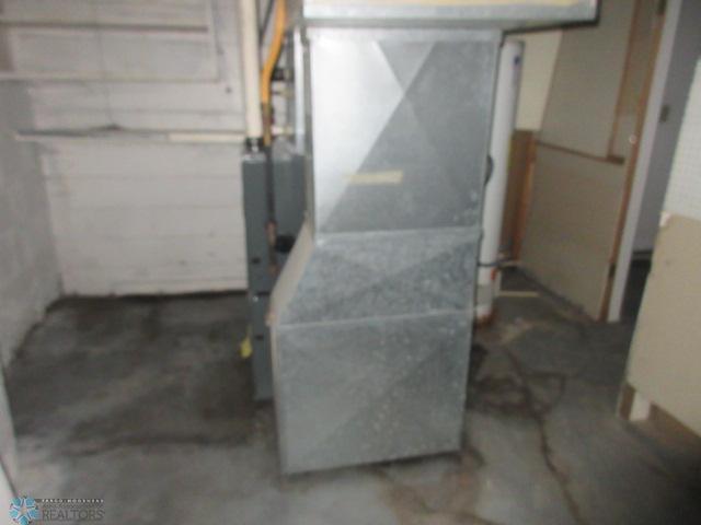 Fargo, North Dakota 58103, United States, 3 Bedrooms Bedrooms, ,1 BathroomBathrooms,Residential,Pending,37500