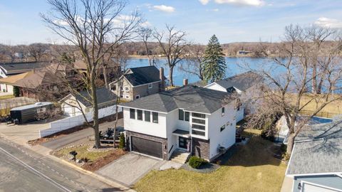 Apartment For Sale - 1571 Bluebird Lane<br/> Mound, MN 55364