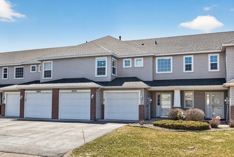Townhouse For Sale - 10443 64th Way<br/> Wright County, Albertville, MN 55301